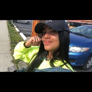 Meet your Posher, Tanairi